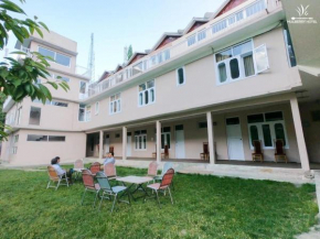 Mulberry Hotel, Hunza